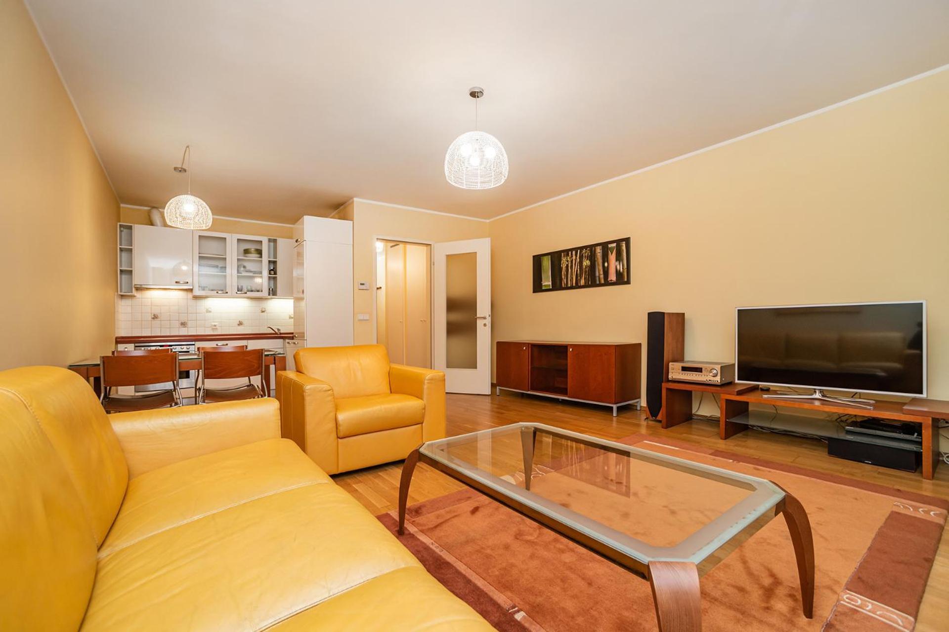 Apartamento Karla Englise